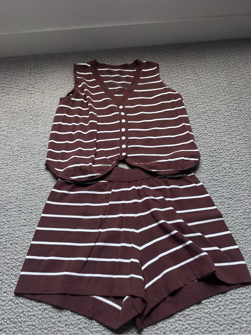 TWO PIECE LOUNGE SET